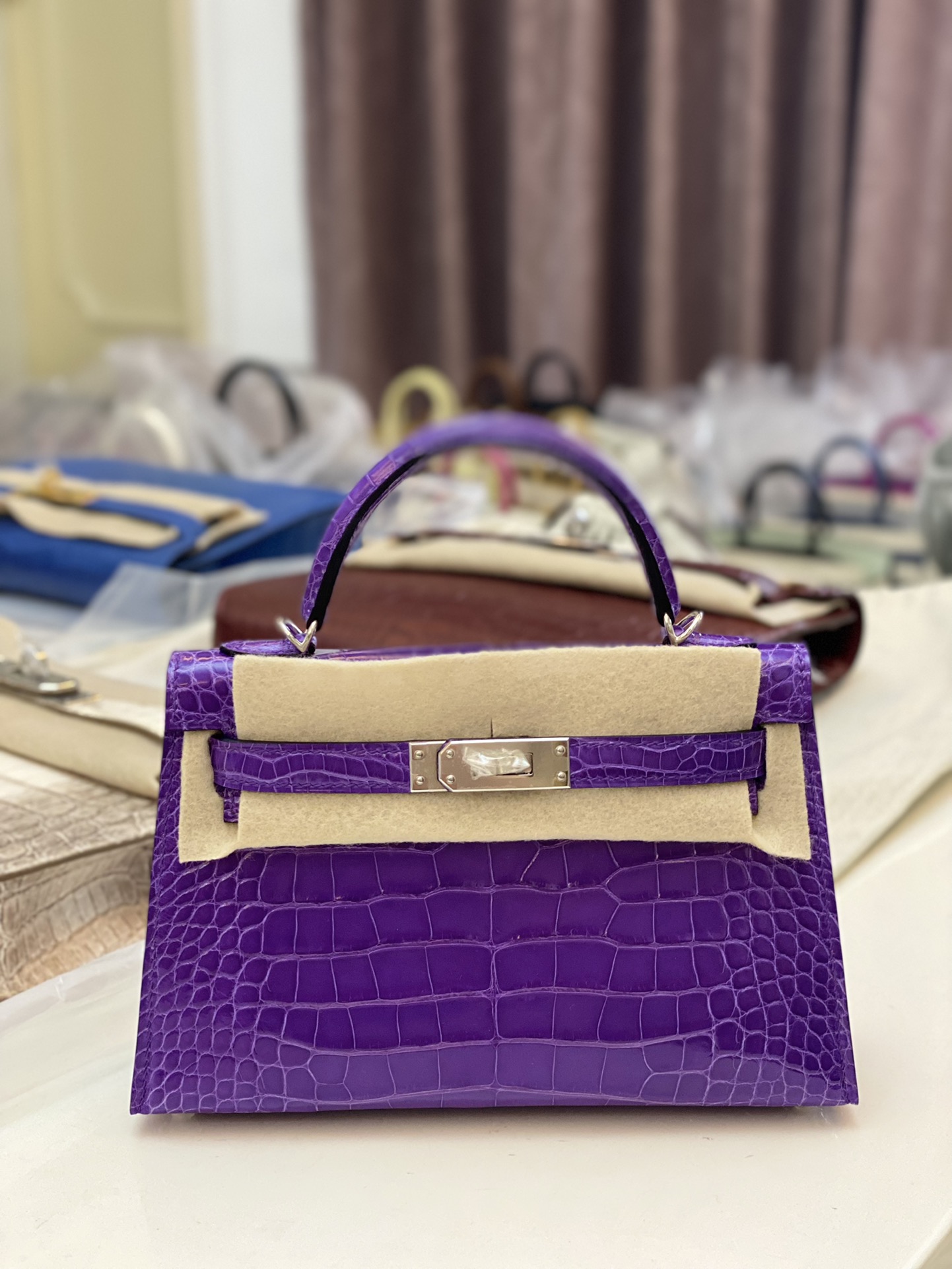 Hermes Kelly Mini II Bag 19CM In Violet Shiny Alligator Leather